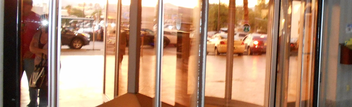 Storefront Glass Repair Cost in East Lake-Orient Park, FL